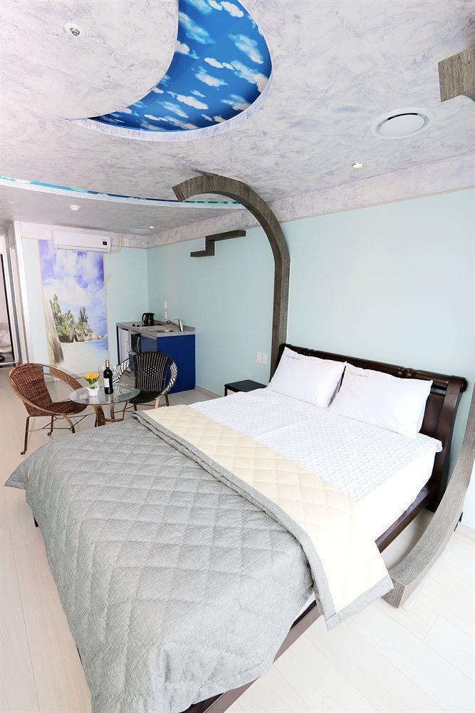 Residence The Moon Busan Exterior photo