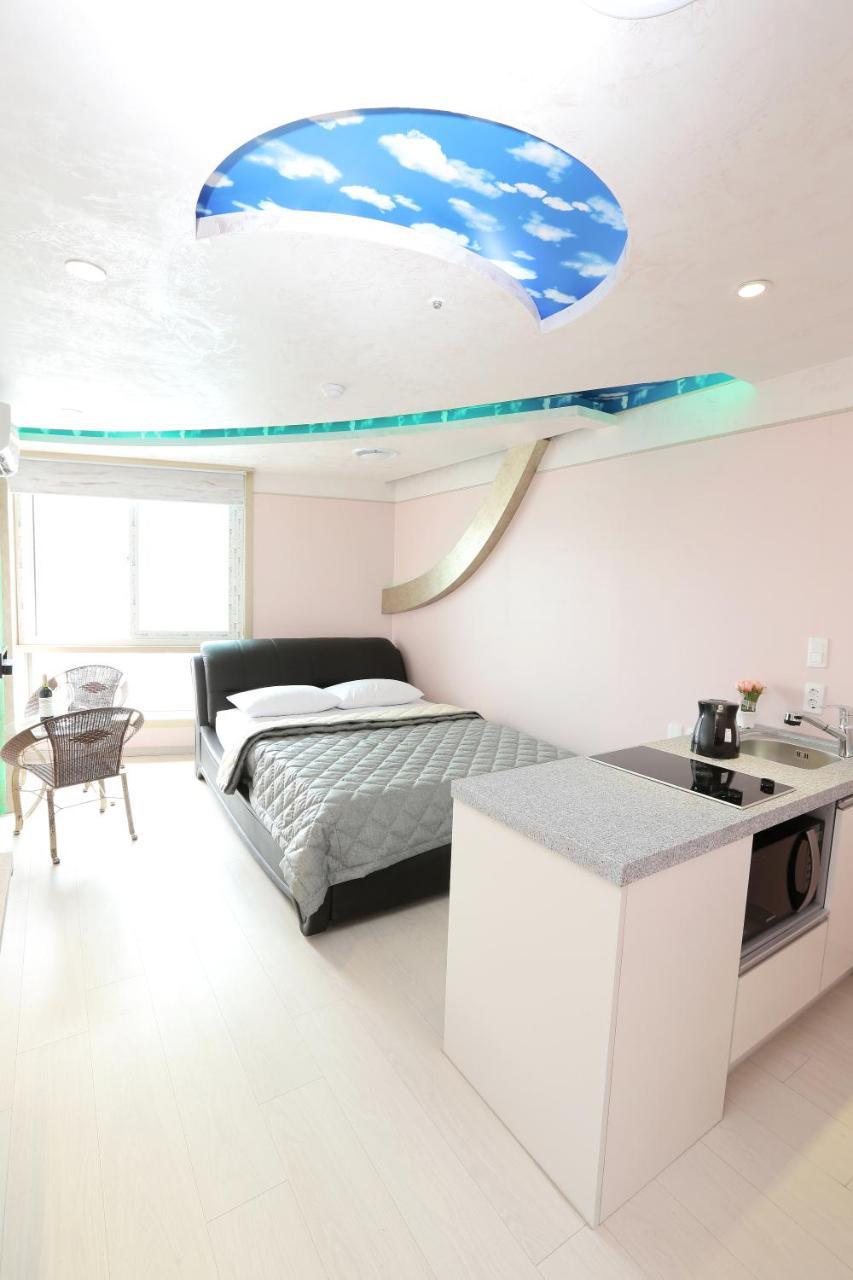 Residence The Moon Busan Exterior photo